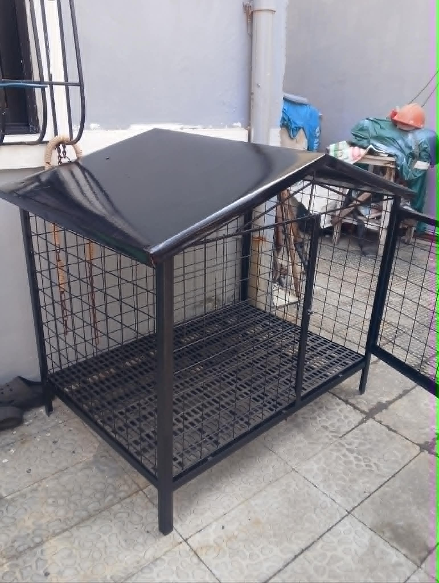 Black roof custom dog cage
